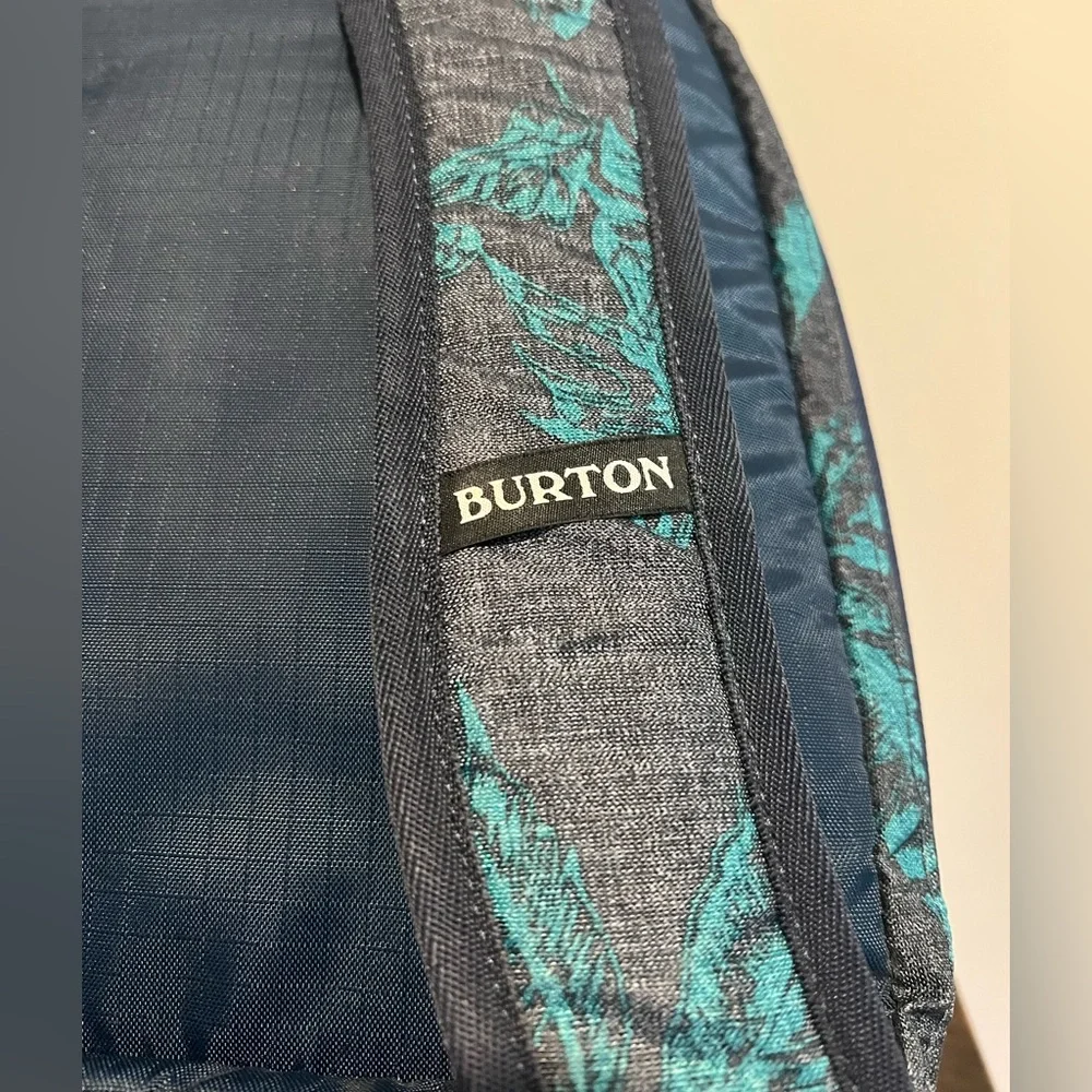 Burton preowned very