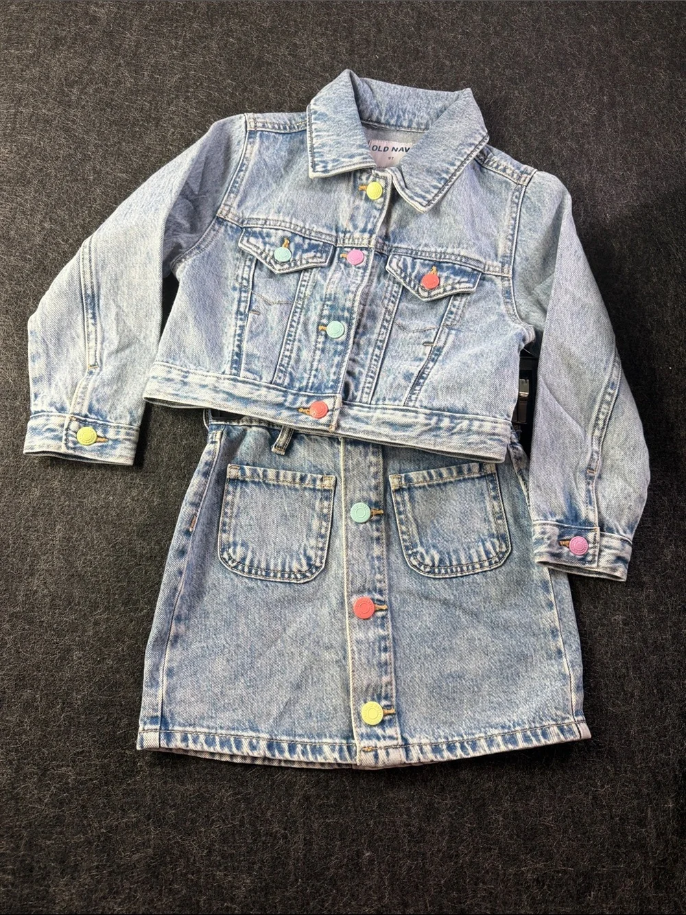 Old Navy Light Blue Denim Jacket and Skirt Set with Multicolor Buttons sz 5 t