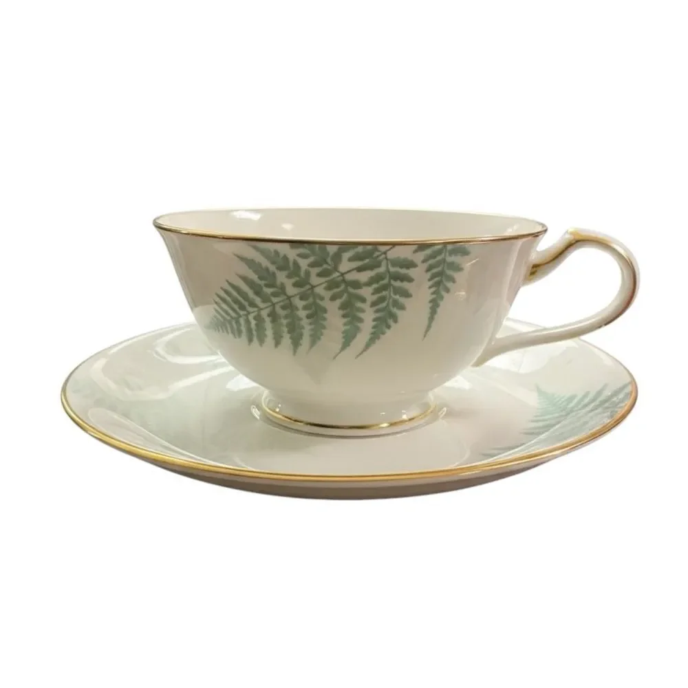 Noritake across cracks cups