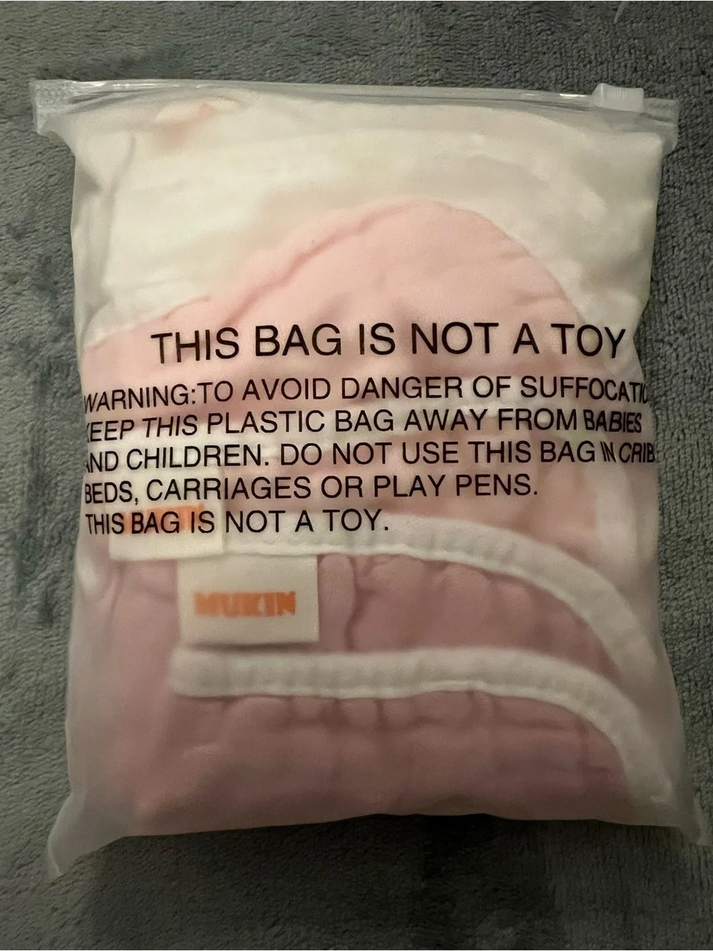 Brand New!!!!Munchkin White Quilted Muslin Baby Bib with Snap Closure