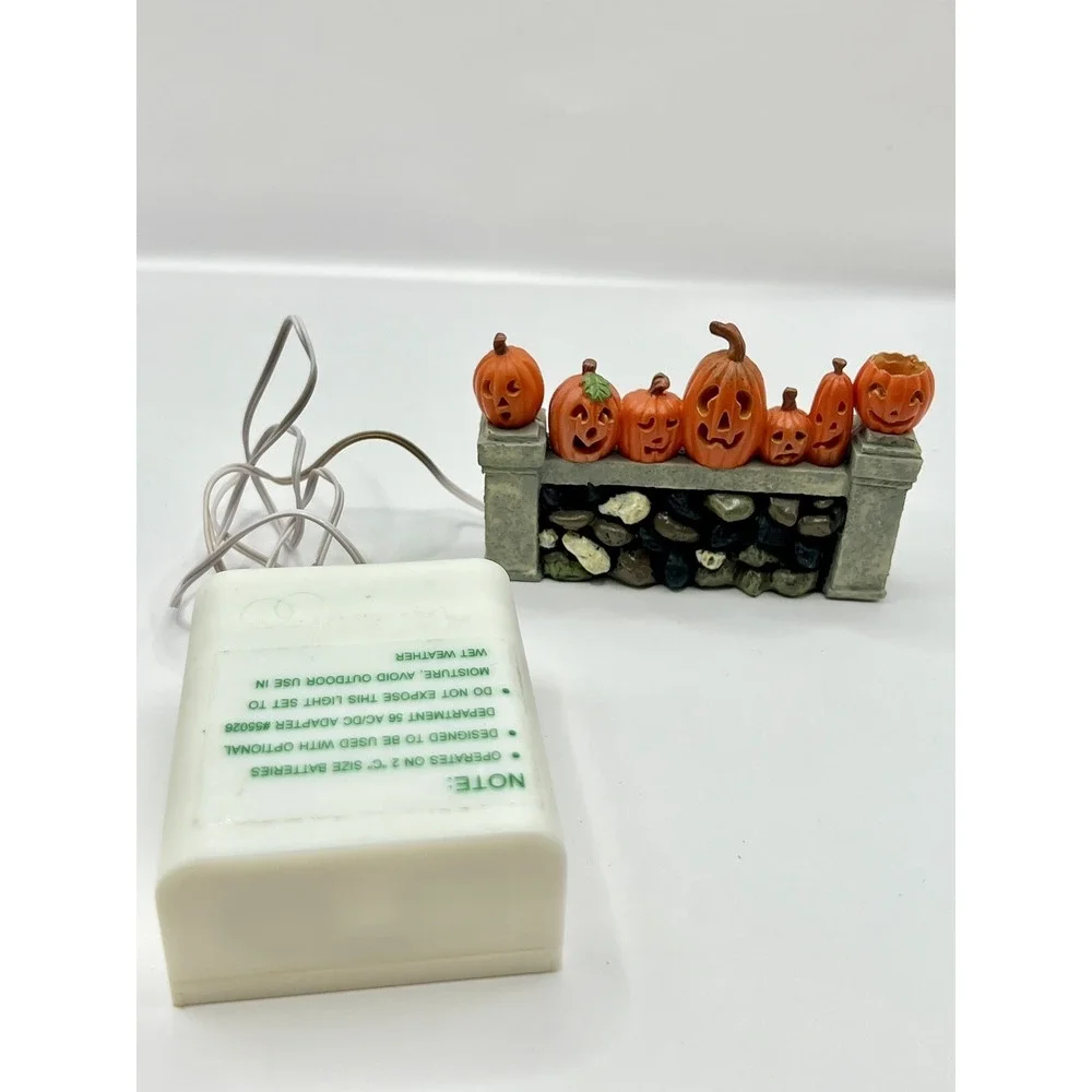 Department 56 Snow Village Halloween Lighting the Jack-O'-Lanterns 55117 & 55026
