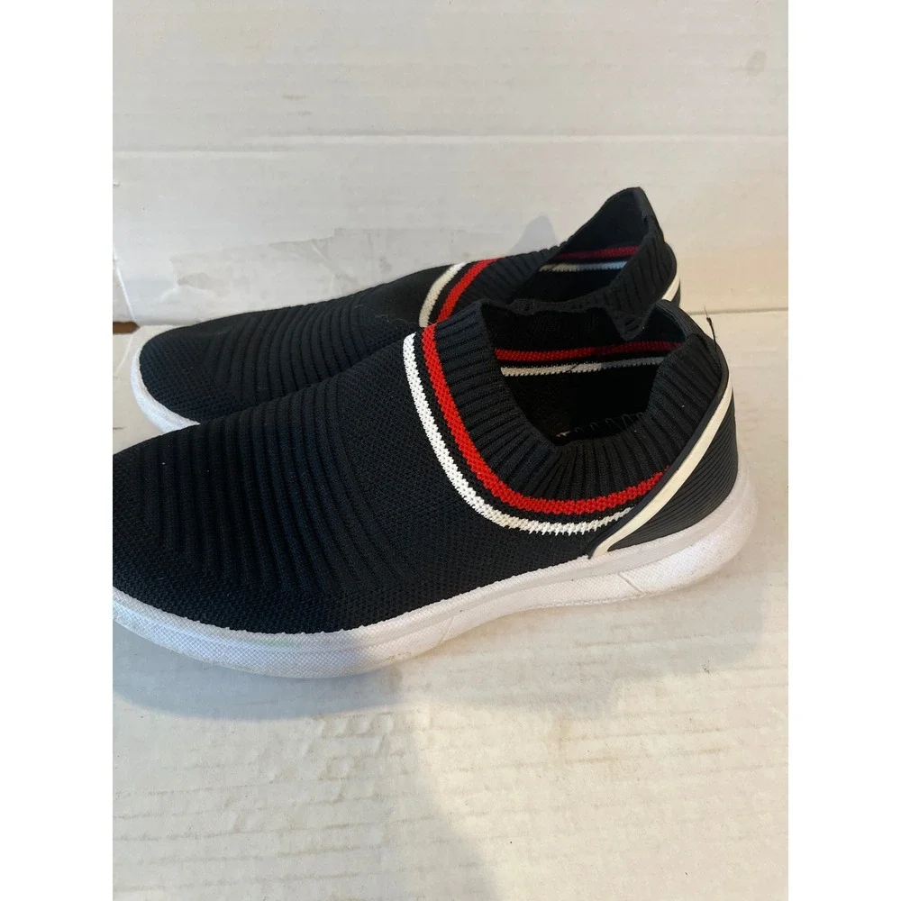 Danskin Charm Womens Black Knit Slip On Sneakers Red White‎ Stripe Size 7 Vegan