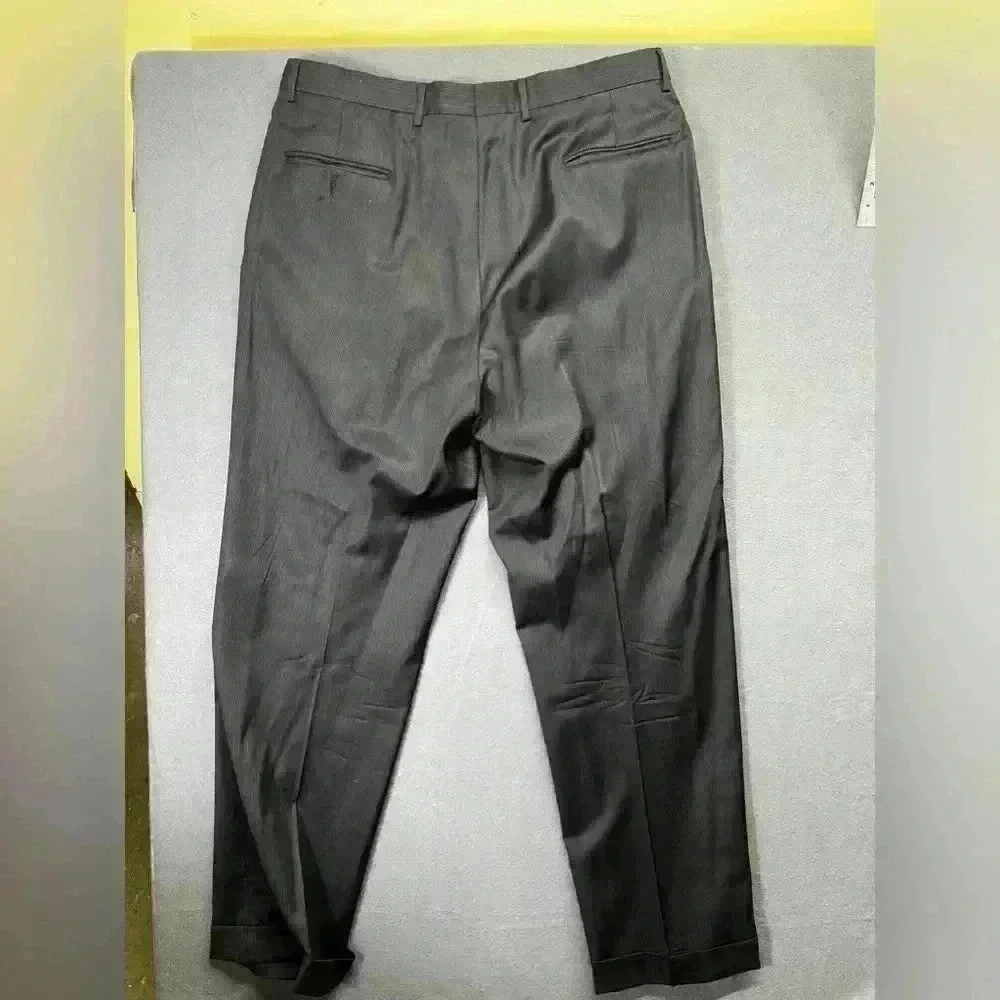 Jos. A. Bank pre owned