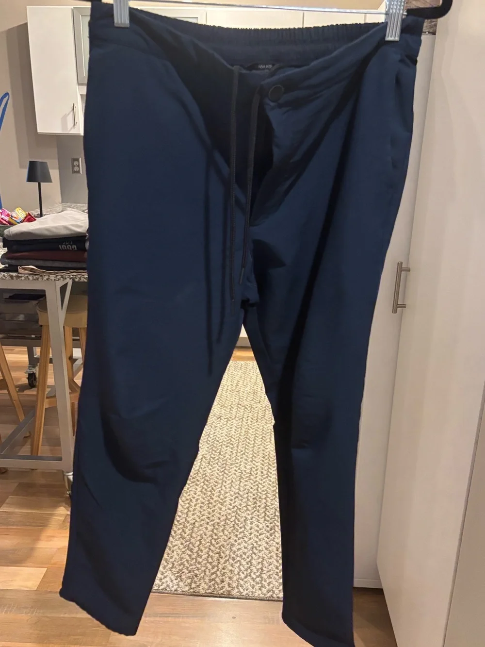 Banana Republic Men's Dark Navy Drawstring Joggers