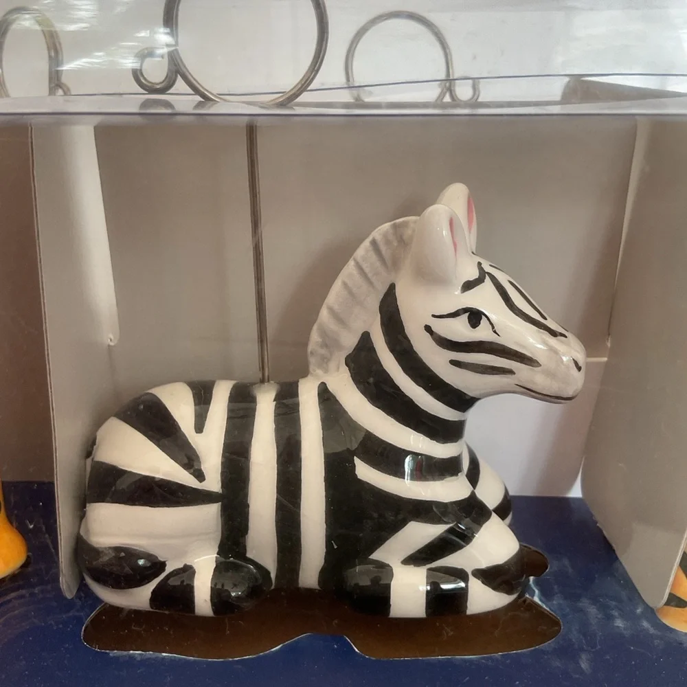 Pier 1 Exotic Safari Ceramic Place Card Holders NWT