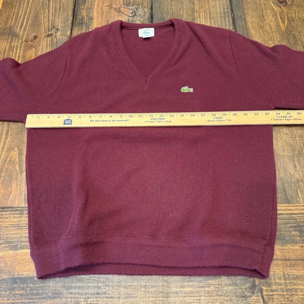 Vintage Izod Lacoste Mens V-Neck Sweater Burgundy Orlon Acrylic Large USA Made