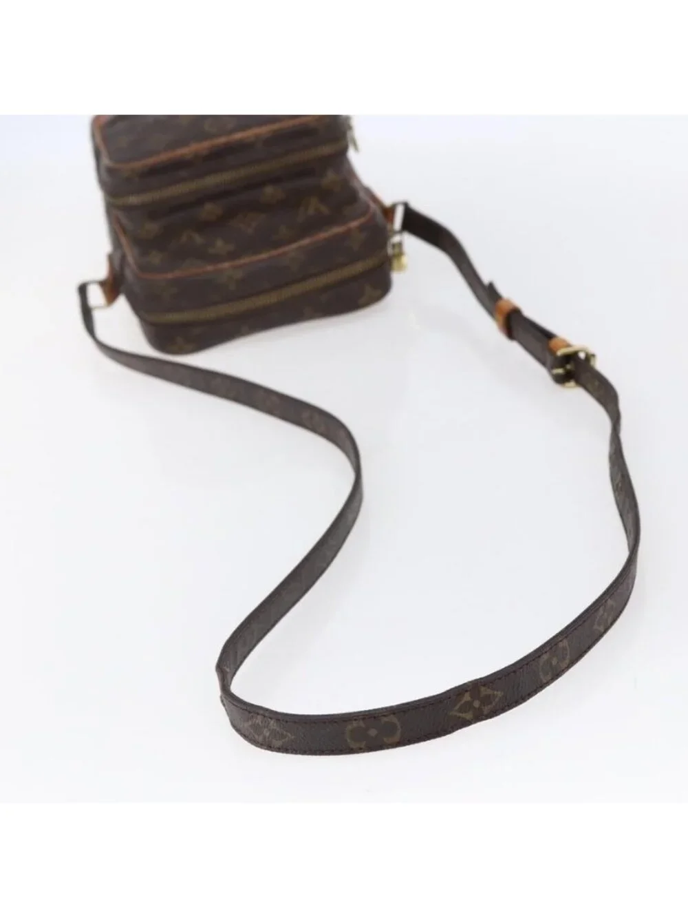 LOUIS VUITTON pre owned