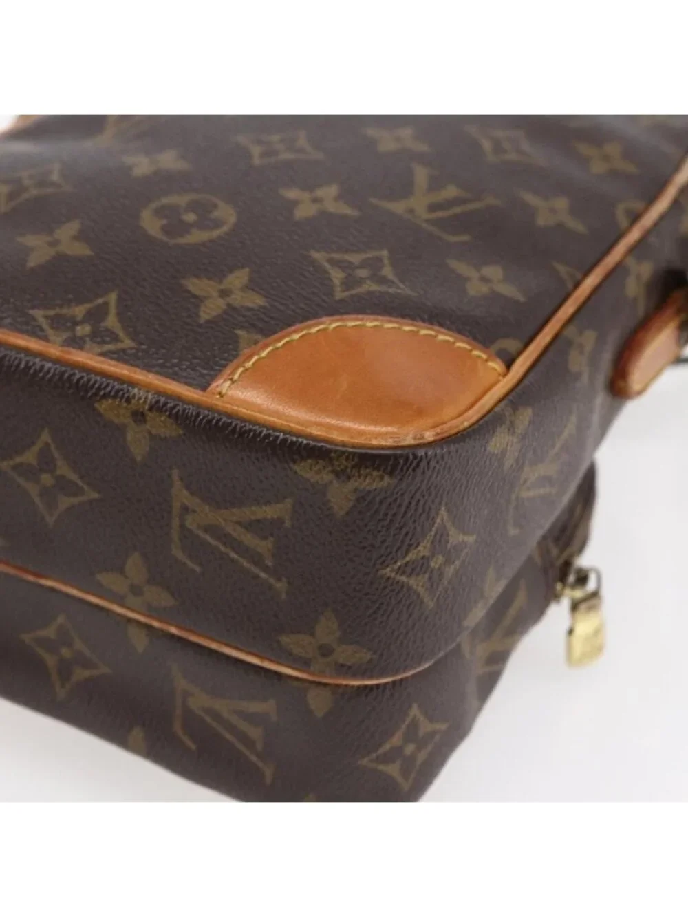 LOUIS VUITTON pre owned