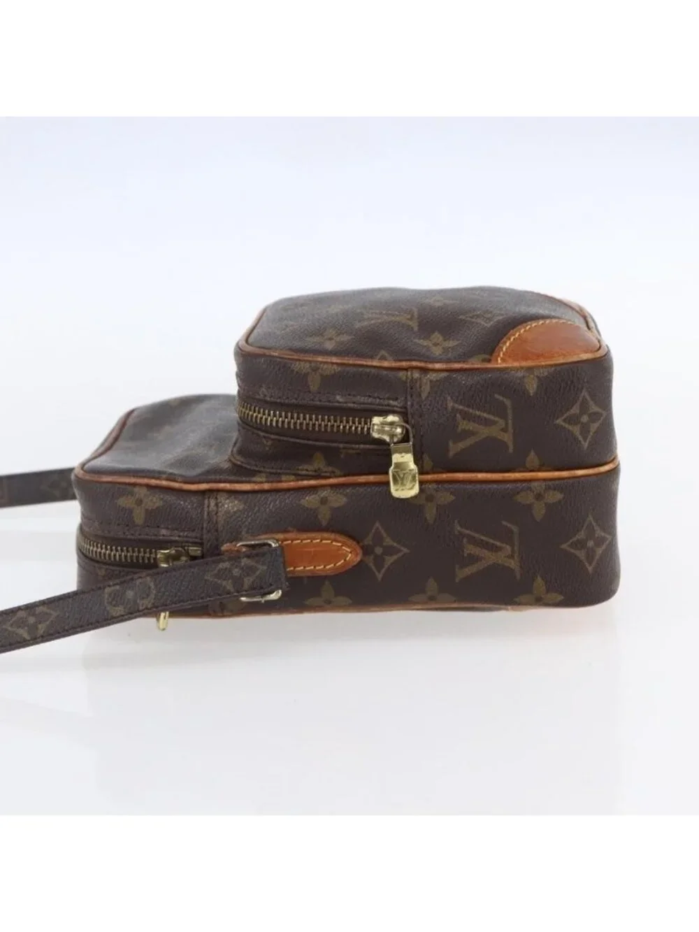LOUIS VUITTON pre owned