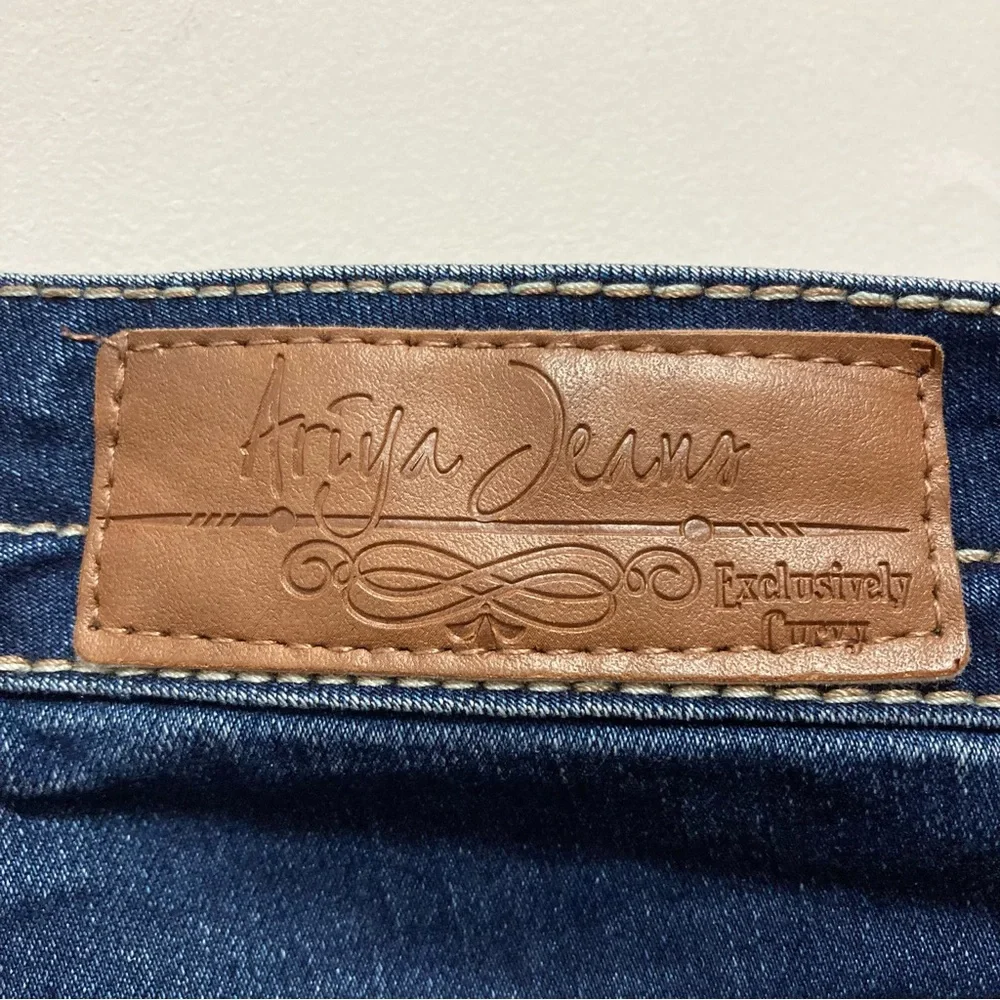 ariya jeans