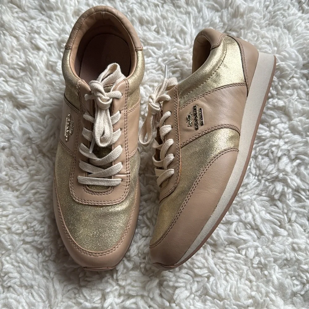 Coach these lace