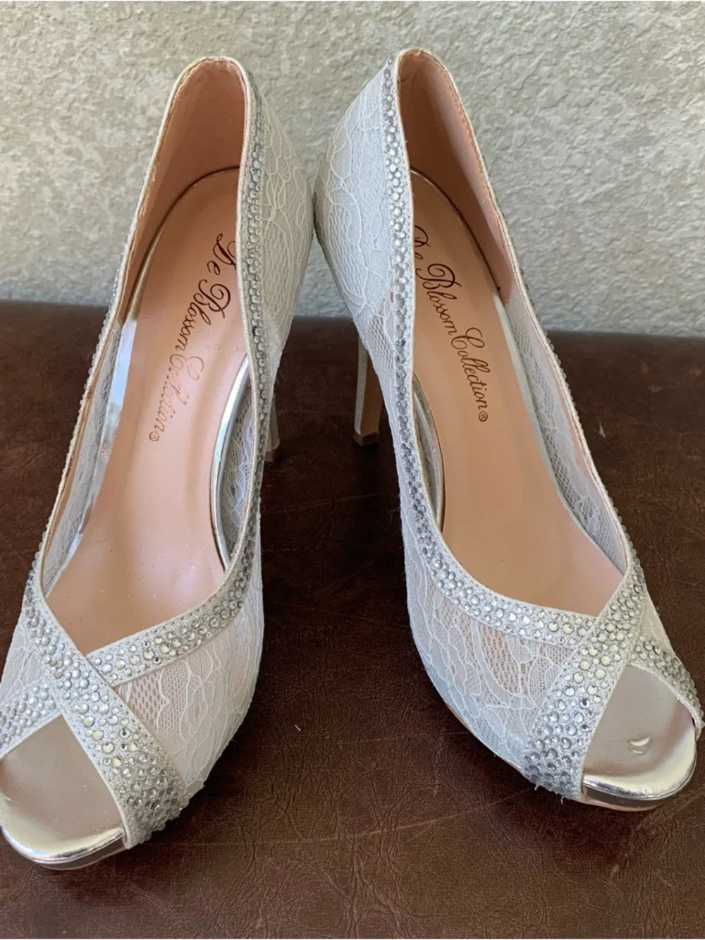De Blossom Collection classic lace