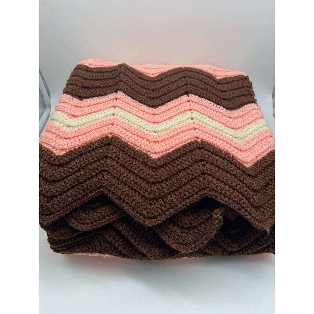 VTG Hand Crochet Chevron Afghan 70's Blanket Peach/Pink,‎ Brown, Cream 64