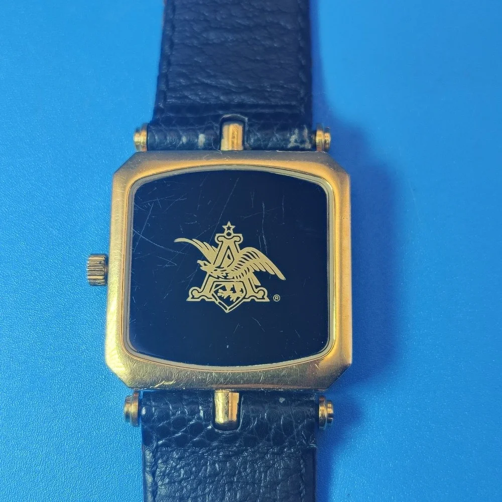 Rare Vintage 1988 GUCCI Michelob Anheuser Busch Swiss Mens Watch Lizard Skin