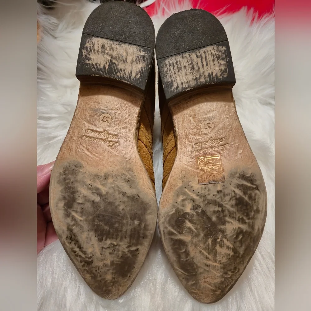 Free People stylish suede