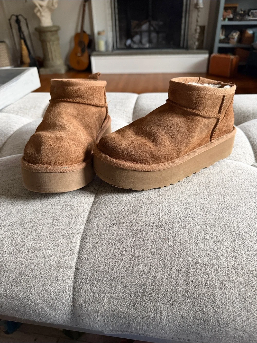 UGG style tags