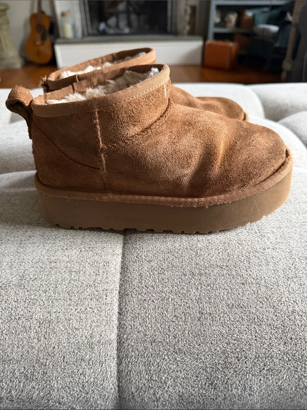 UGG style tags