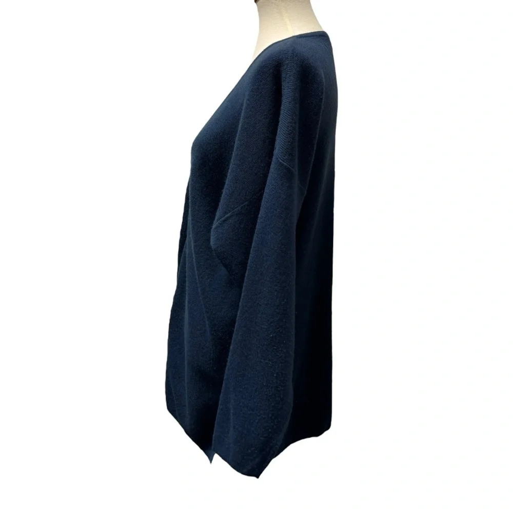 Tweeds beautiful vintage