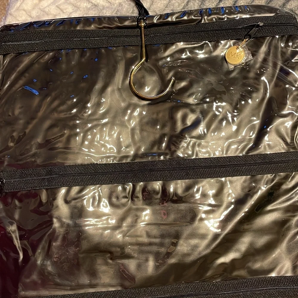 JEWELRY ORGANIZER TRAVEL OR HOME BLACK 5 GENEROUS POCKETS DESIGNED for Mary Kay