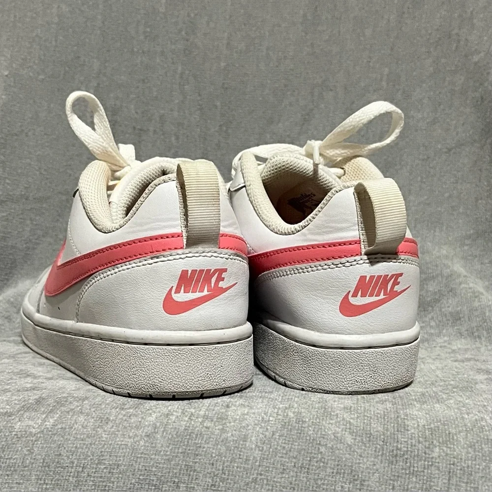 Nike chic sneakers