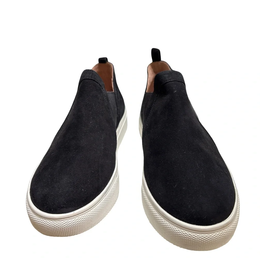 Caslon sleek practical
