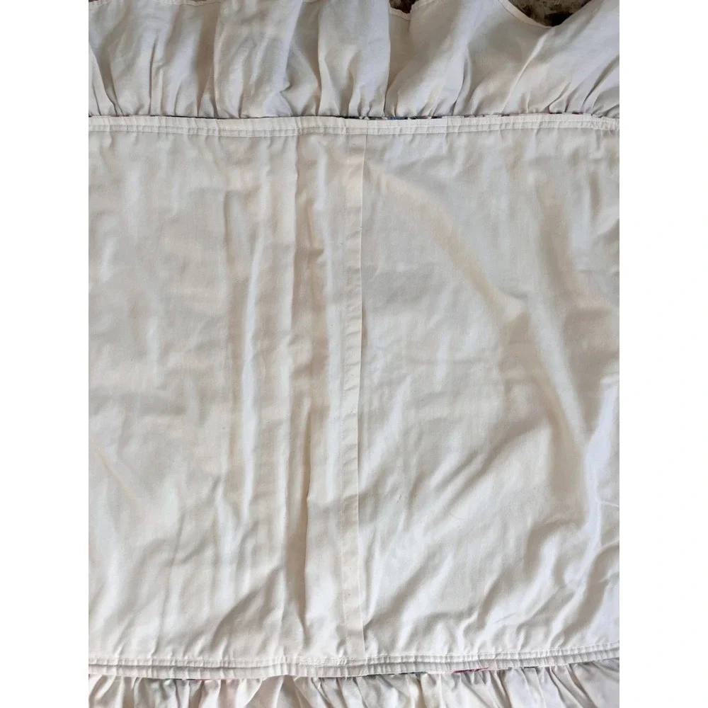 N/A pair ruffled