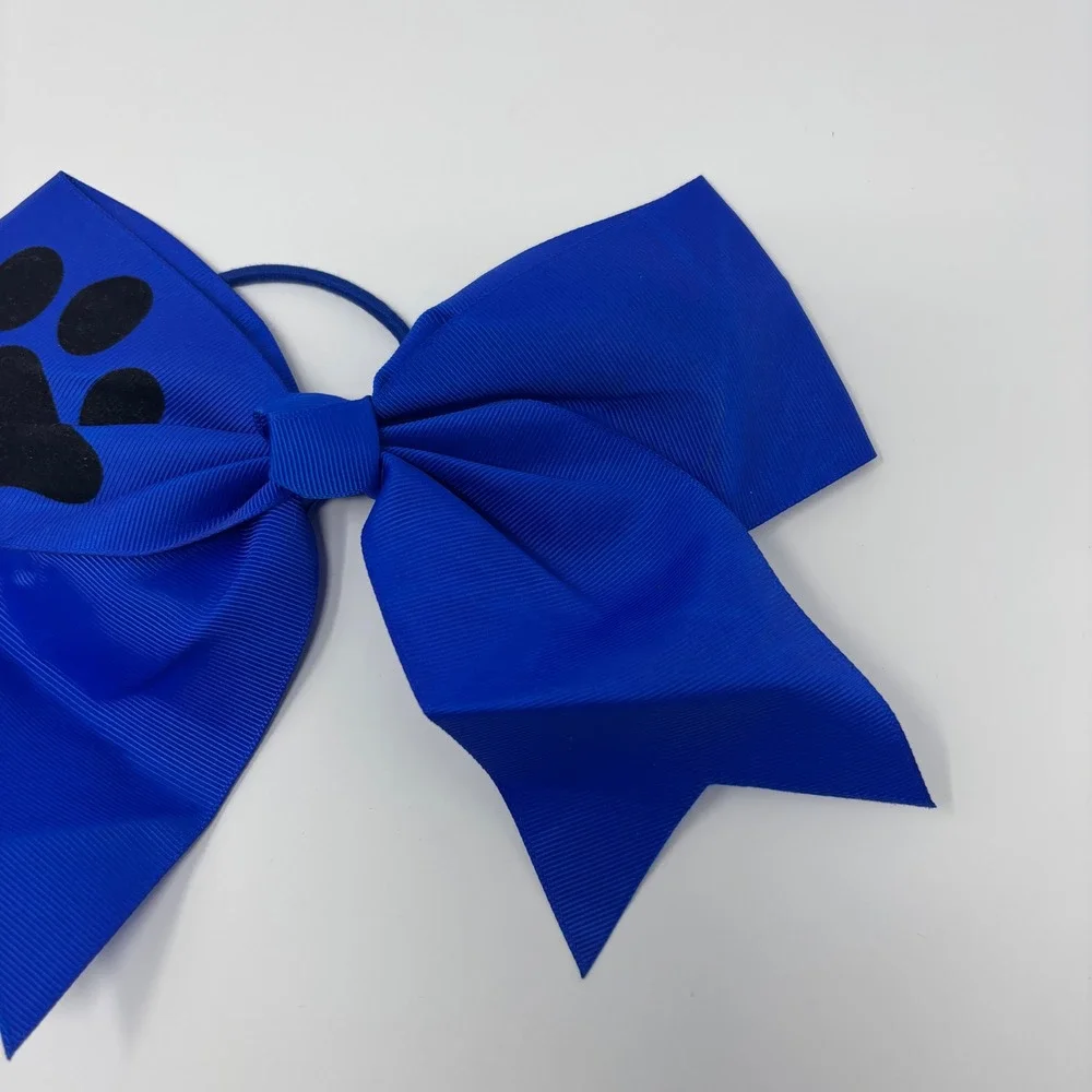 The Unbranded Brand cheer bow