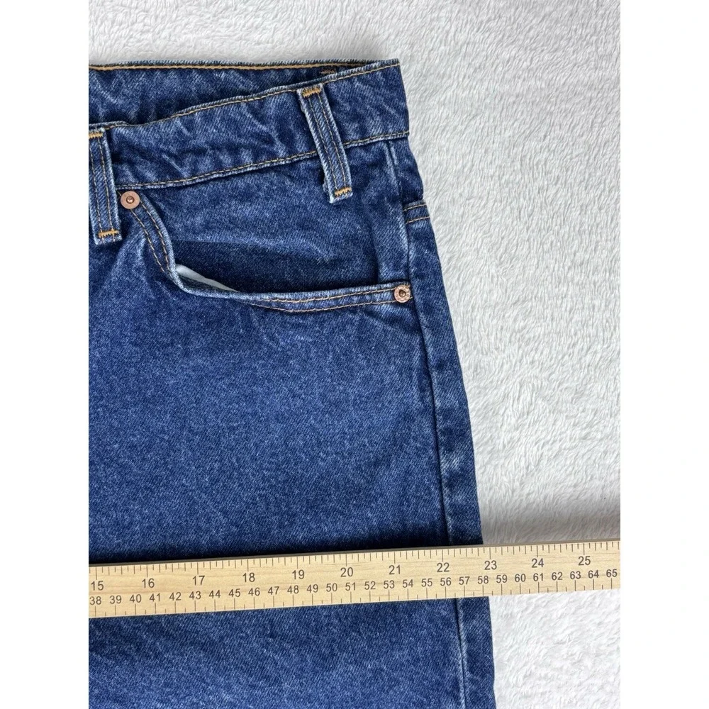 Levis excellent no