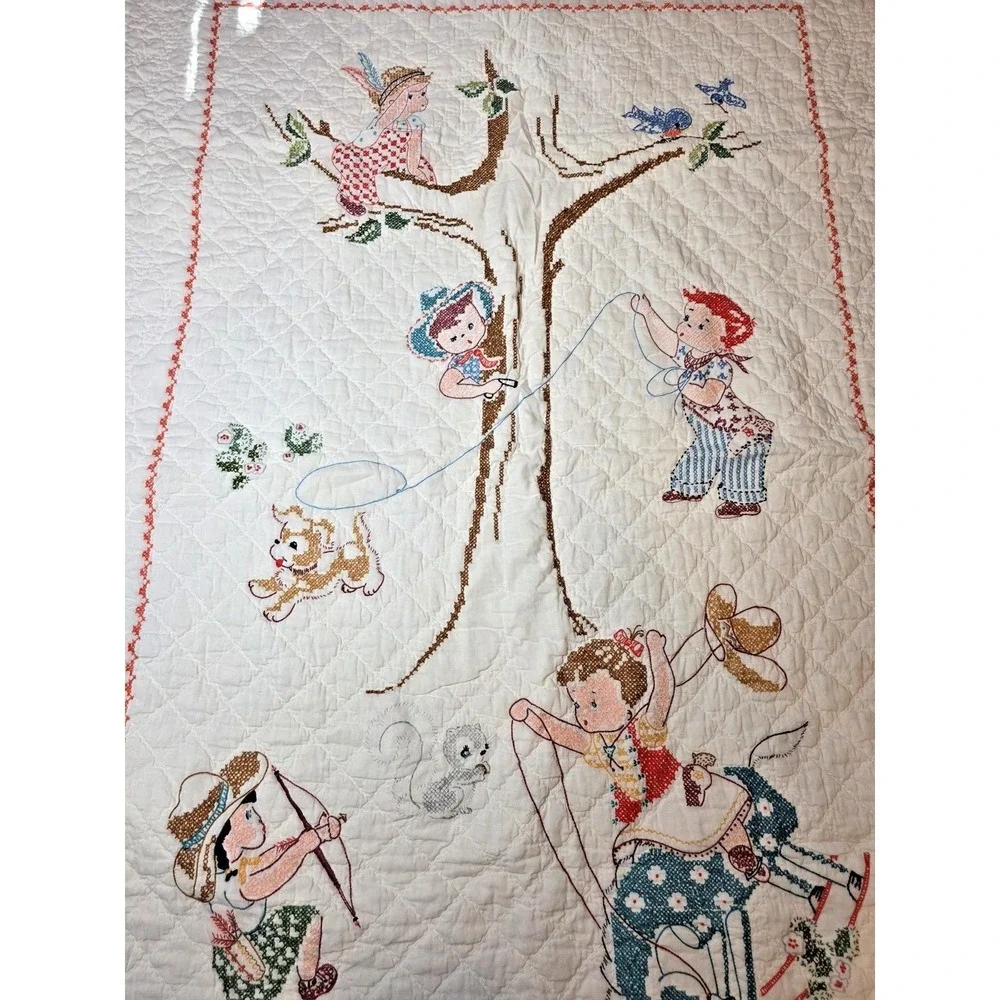Vintage 1930s Hand Quilted Crib Blanket‎ Nursery Wall Decor Quilt Story Children