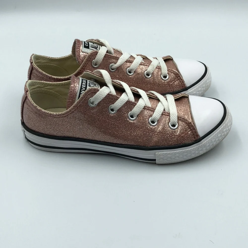 Converse Chuck Taylor Low Shoes Junior Sz‎ 2