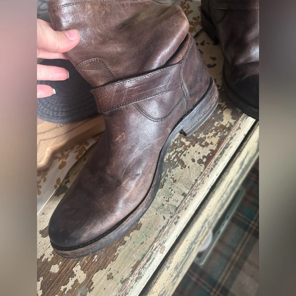 Frye stylish ankle