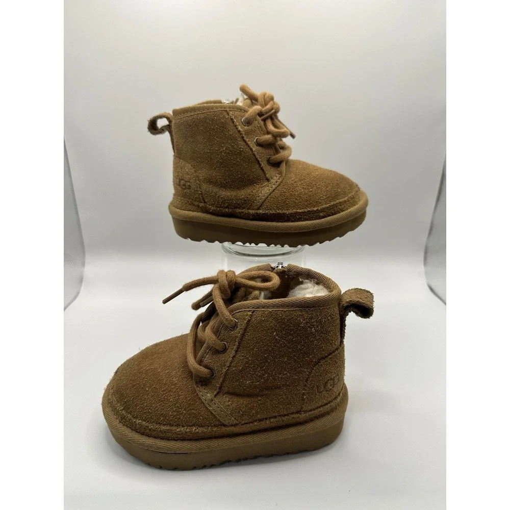 UGG Toddlers Neumel II water-resistant‎ chukka boots Chestnut Brown 6C