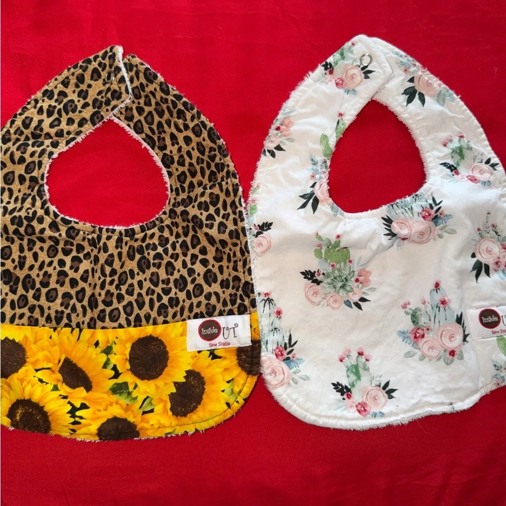 Koala Kids Leopard and‎ Floral Bib Duo