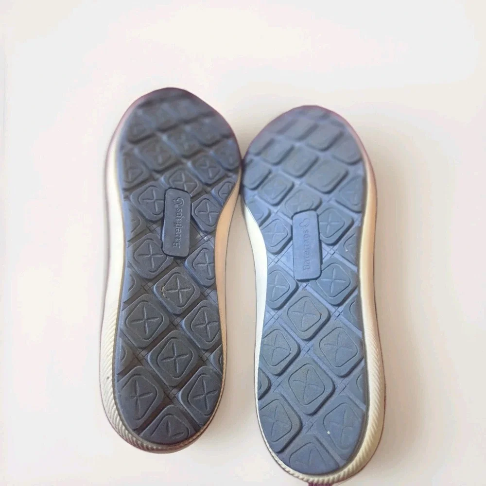 Baretraps‎ Vanassa Black Suede Slip-On Flats Women's Size 7.5M Comfort Cushioned
