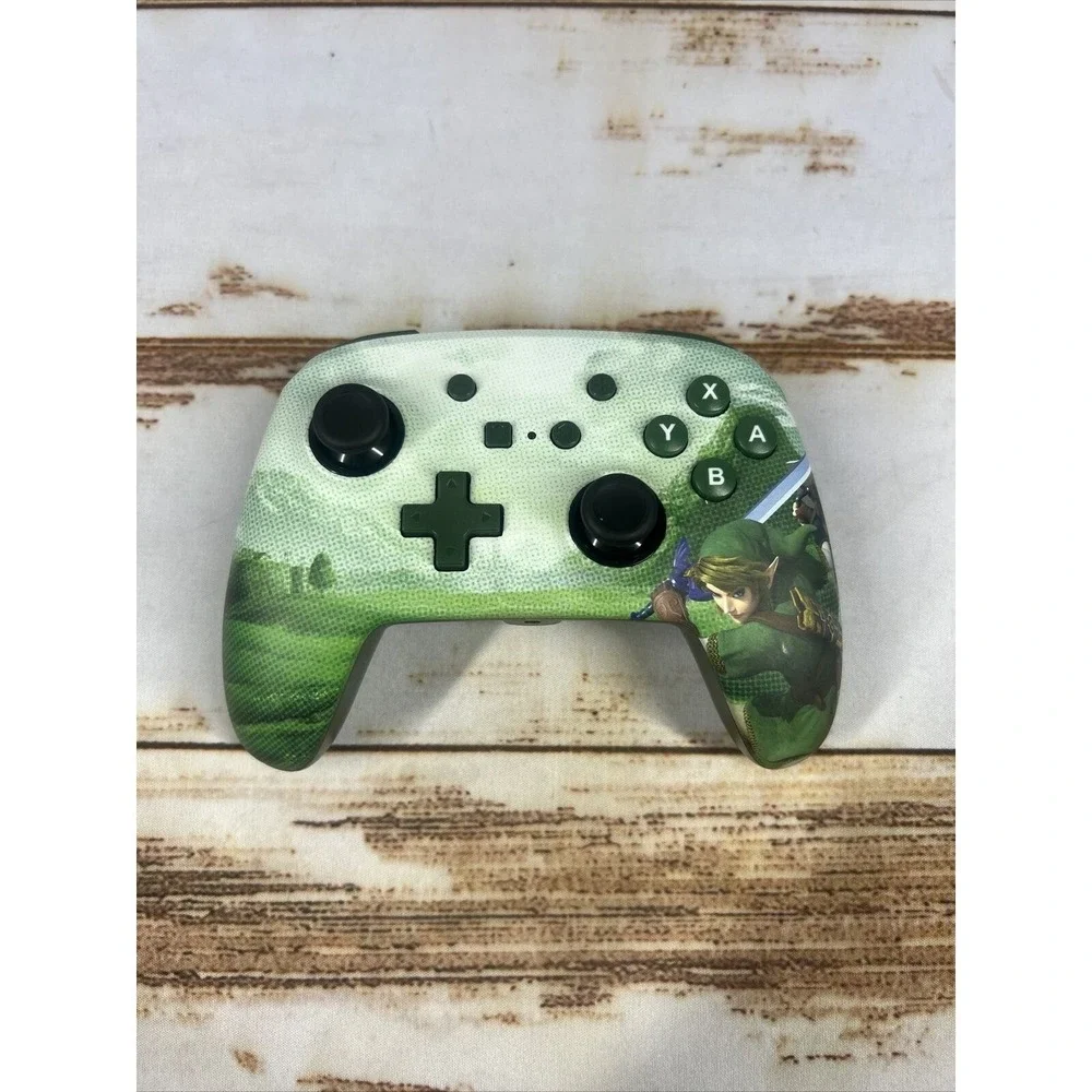 Green Themed Wireless Game Controller - Zelda Artwork