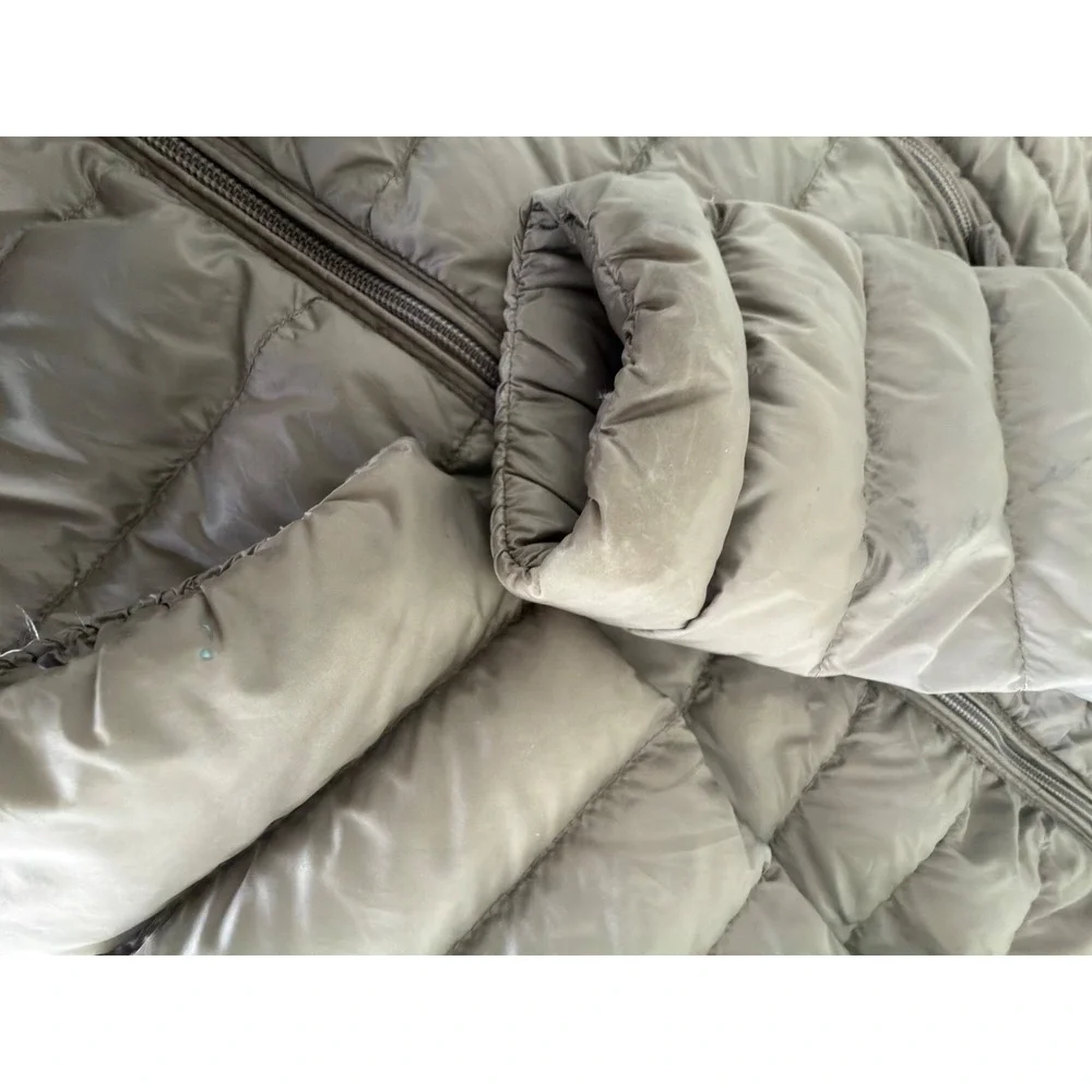 tape hooded