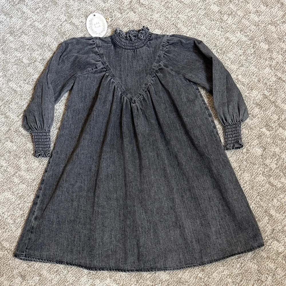 Petite Amalie excellent worn