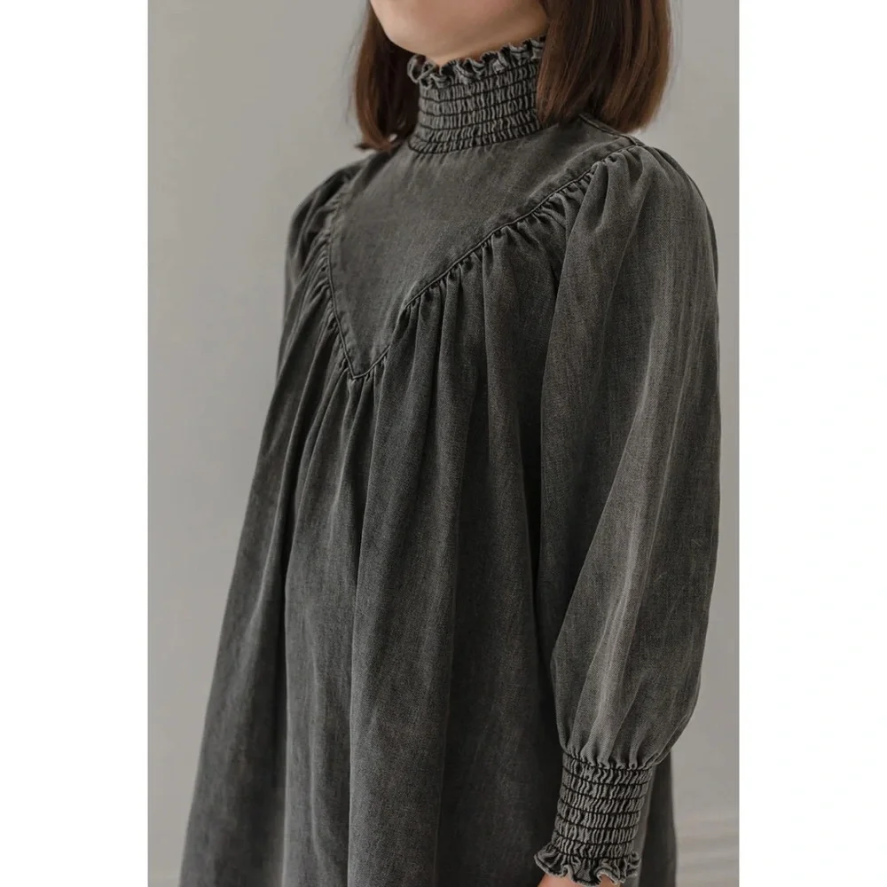 Petite Amalie excellent worn
