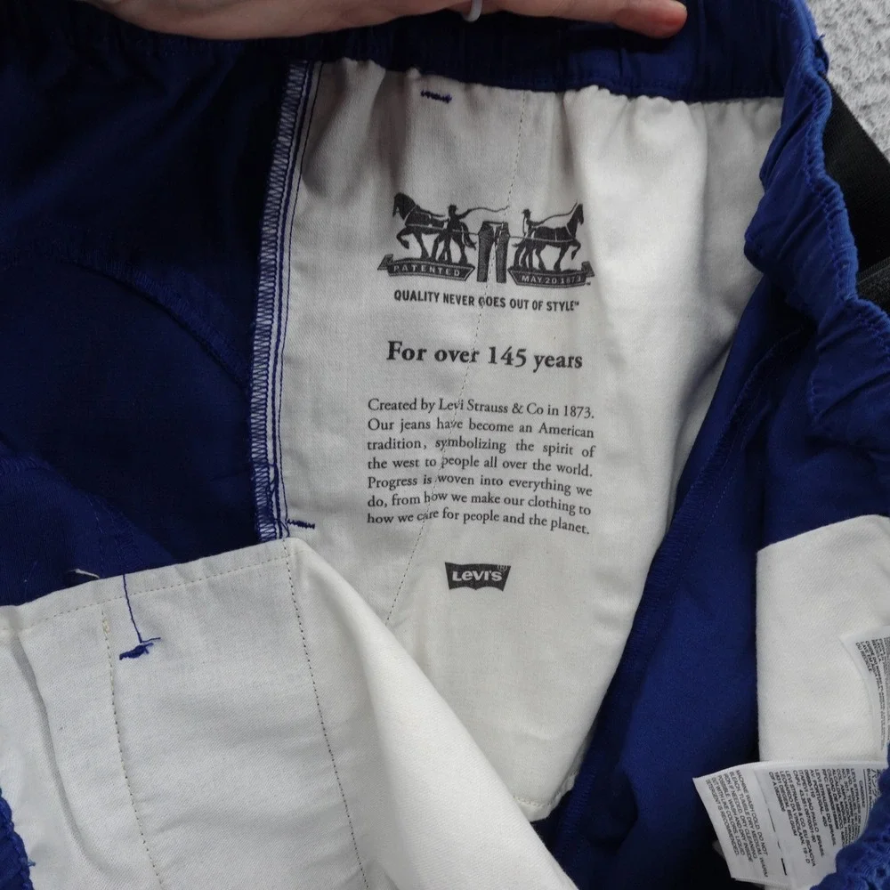 Levis levis mens