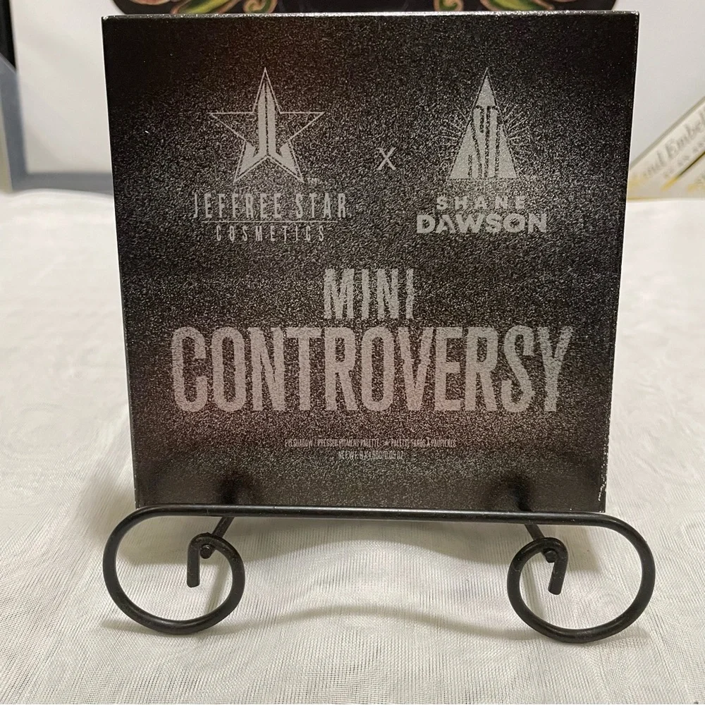 Jeffree Star X Shane Dawson Mini Controvery Eyeshadow Palette, NIB