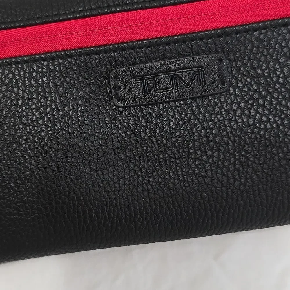 Tumi nwot please