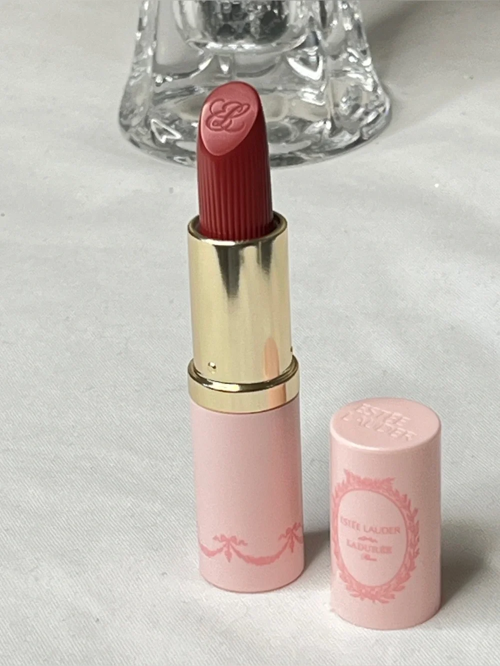 Estee Lauder Pure Color Rebellious Rose 420 Lipstick Limited Edition Pink Tube