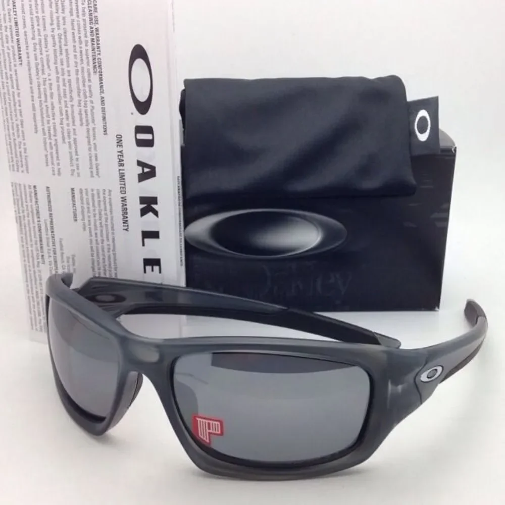 Oakley buy confidence