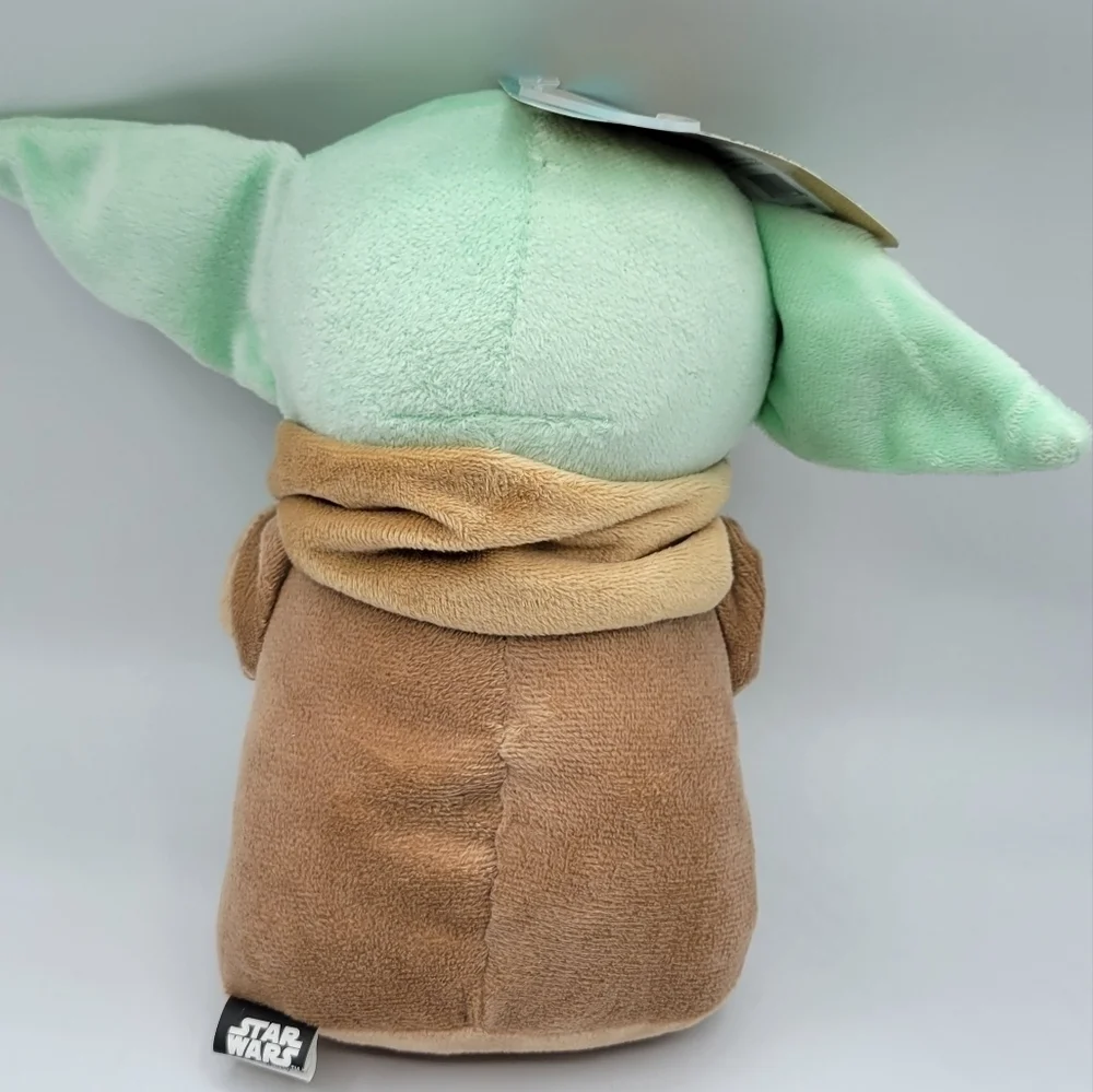 Star Wars clover poshmark squeaker