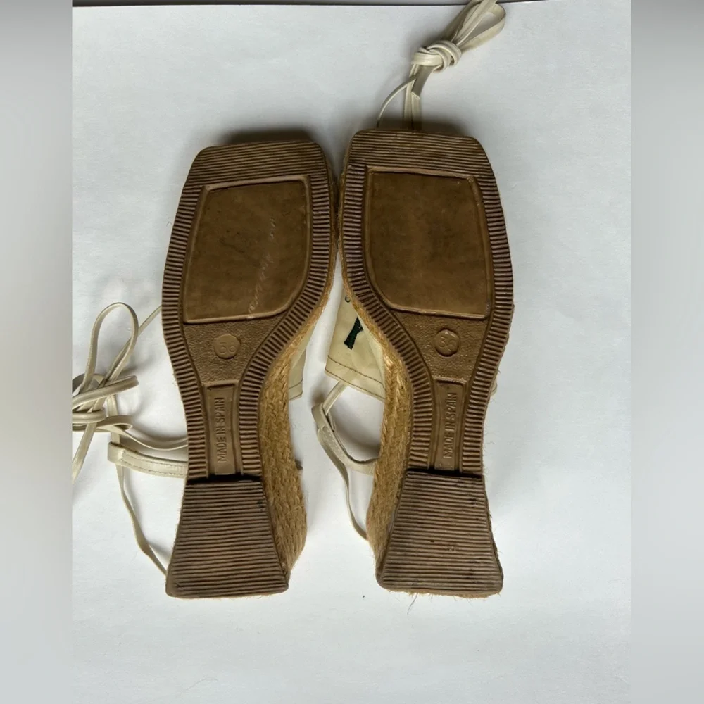 simard embroidered