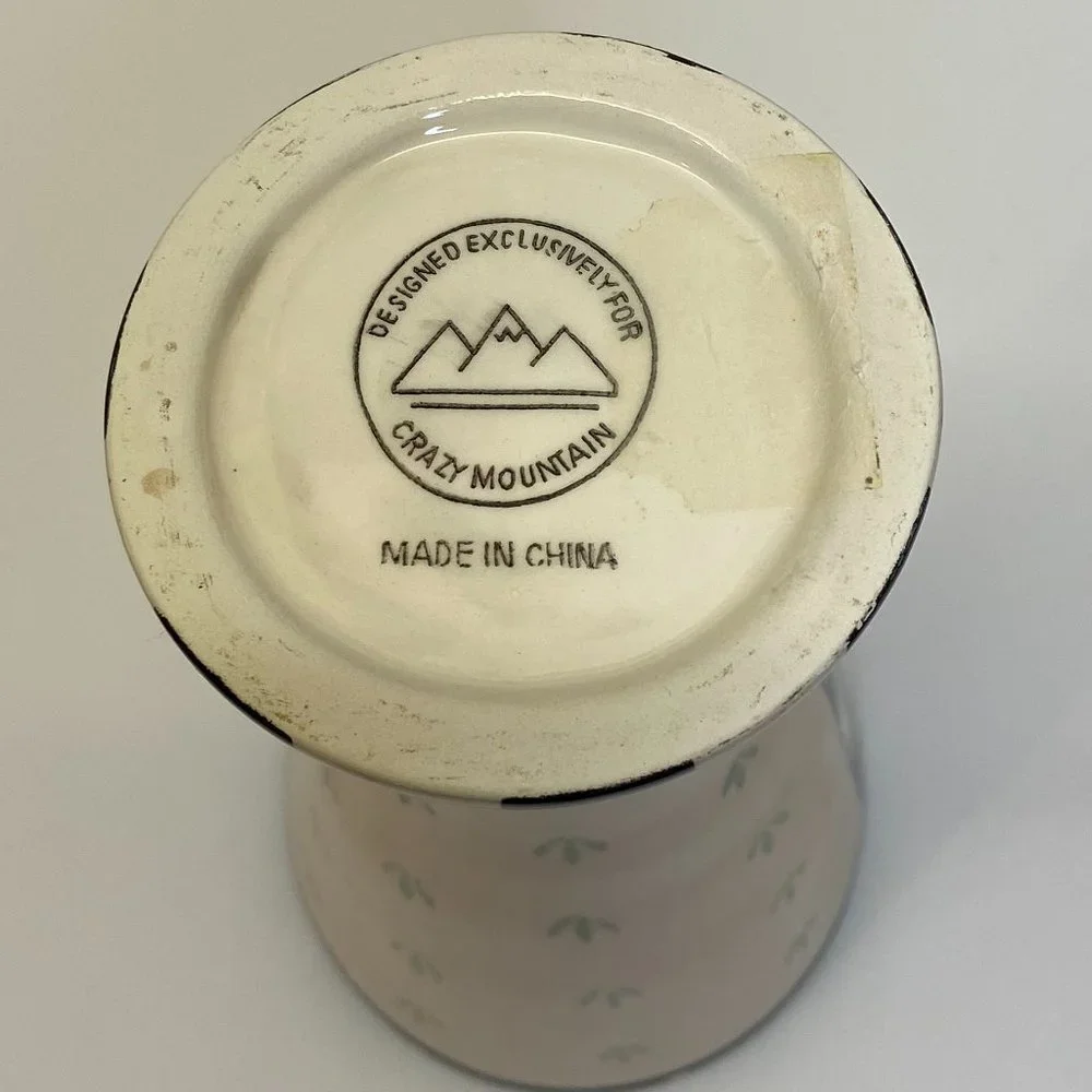 Vintage - Crazy Mountain, Hand Painted Vase‎