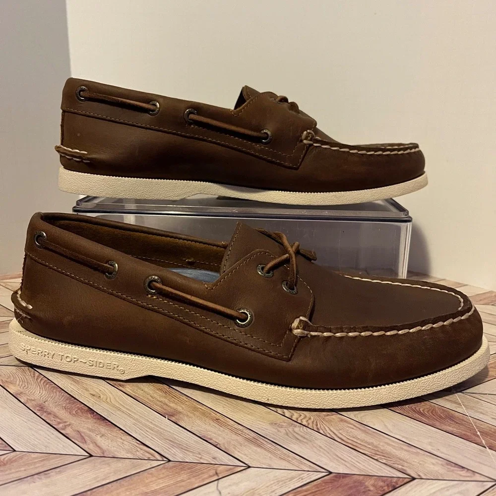 Sperry brand new