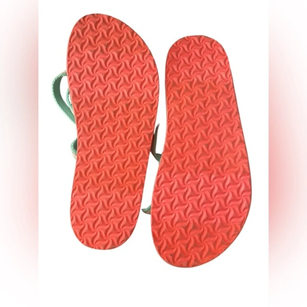 Teva kids olowahu