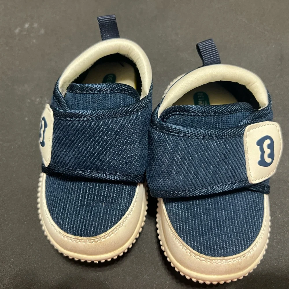 Navy Blue Kids Shoes, toddler size 5 shoes