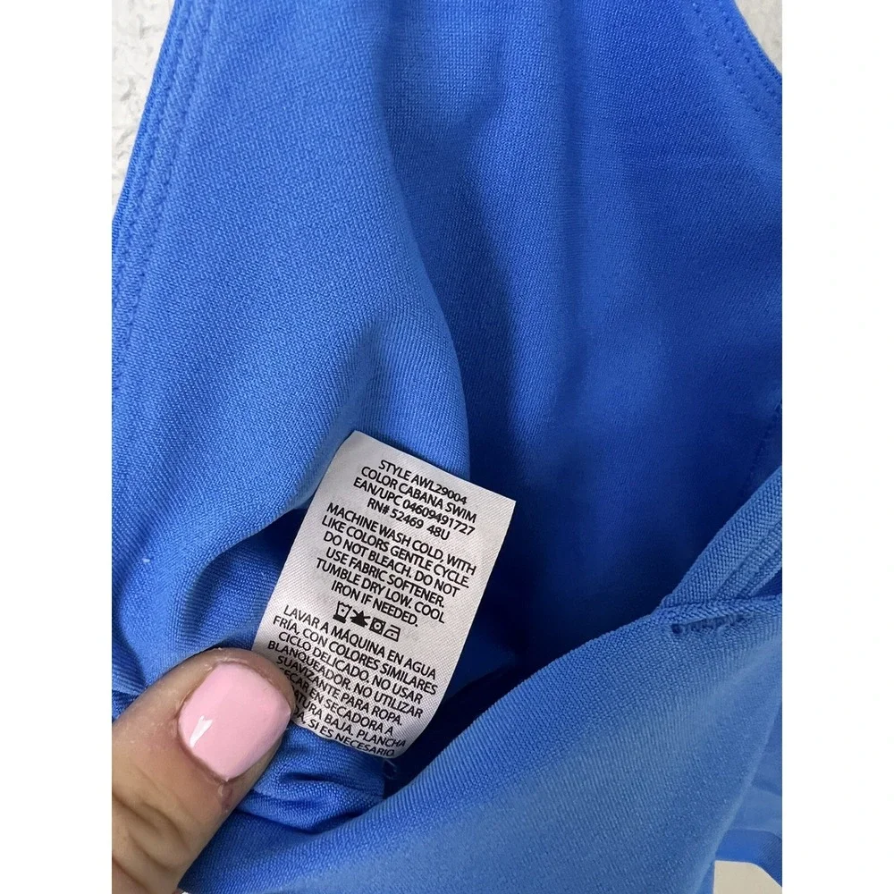 Athletic Works size medium